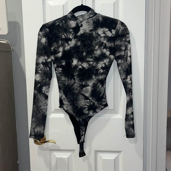 H:ours Monroe Bodysuit in Black - Picture 4 of 4
